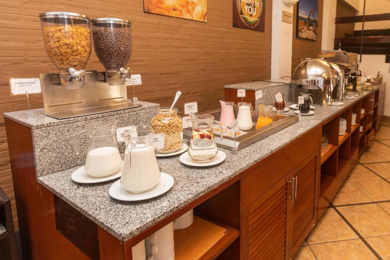 Casa Andina Standard Puno Otel Dış mekan fotoğraf